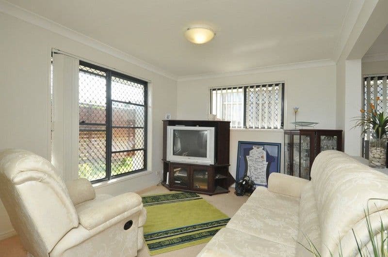 11 Daphne Street, WAKERLEY QLD 4154, Wakerley - Thumbnail 4