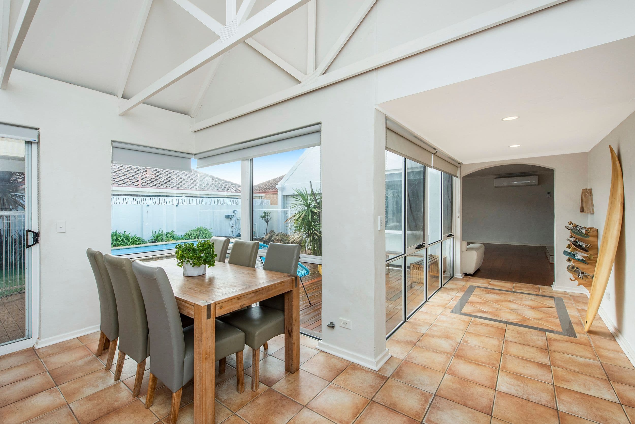 9 Cumberland Way, Waikiki WA 6169, Waikiki - Thumbnail 2