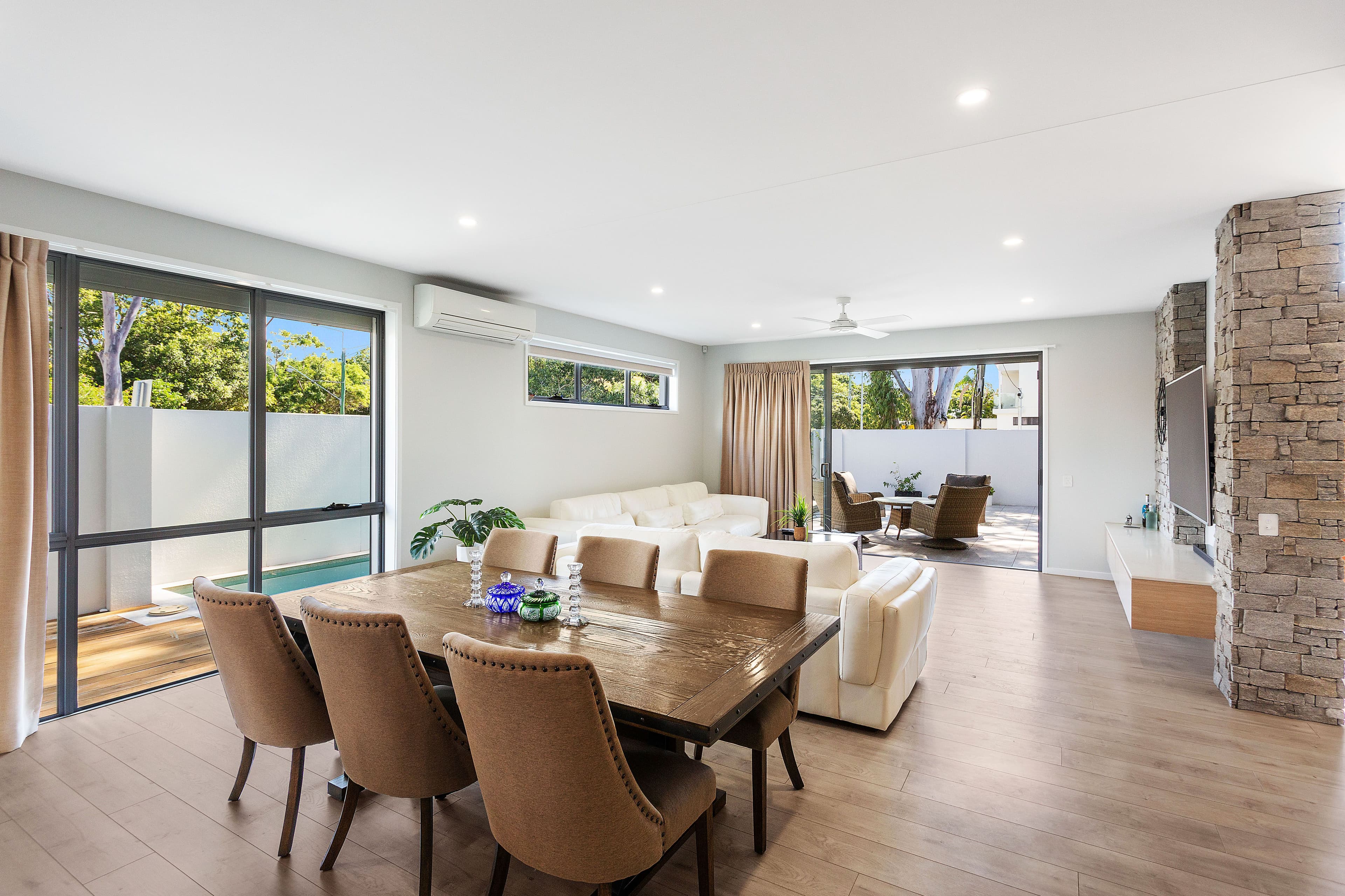 37 Rudd Street, Broadbeach Waters QLD 4218, Broadbeach Waters - Thumbnail 4