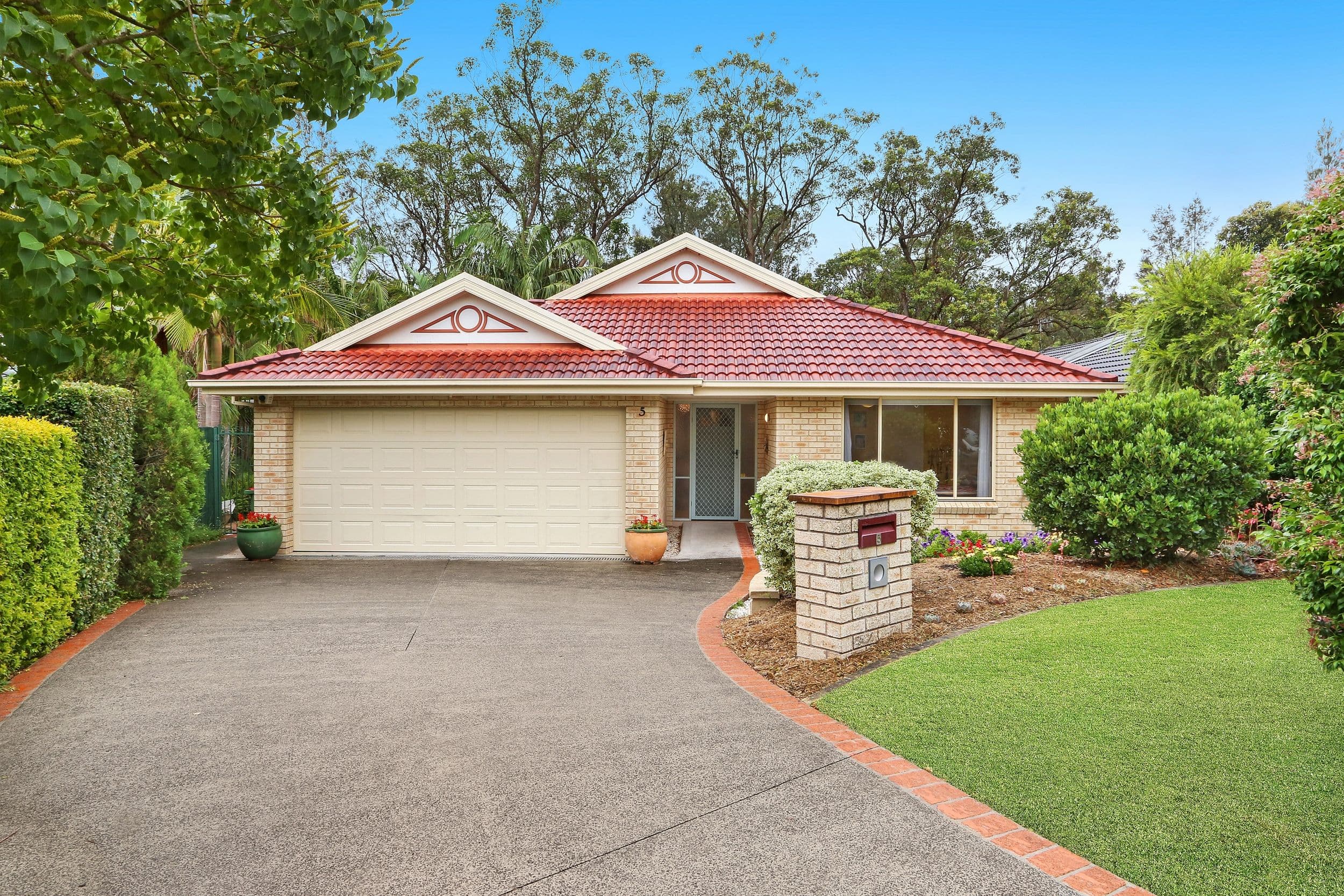 5 Kestrel Close, Bensville - Image 1