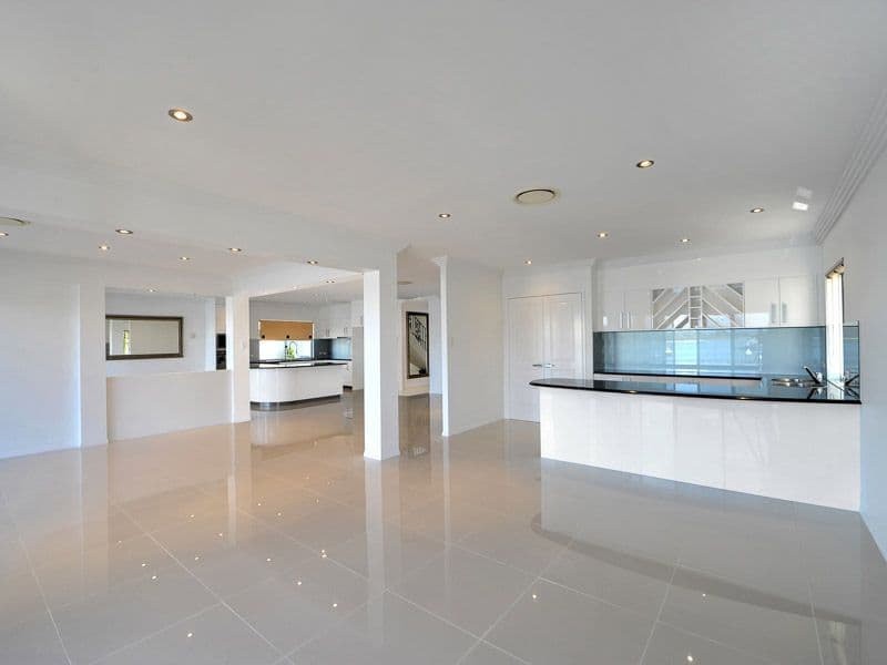 6 Hampton Court, Sovereign Islands QLD 4216, Sovereign Islands - Thumbnail 4