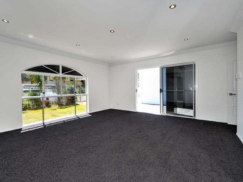 6 Hampton Court, Sovereign Islands QLD 4216, Sovereign Islands - Thumbnail 6