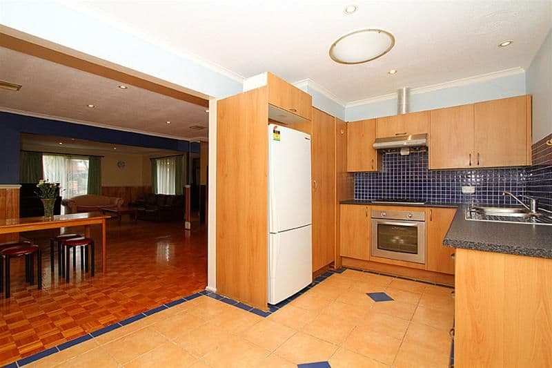 33 Tasman Drive, BUNDOORA VIC 3083, Bundoora - Thumbnail 2