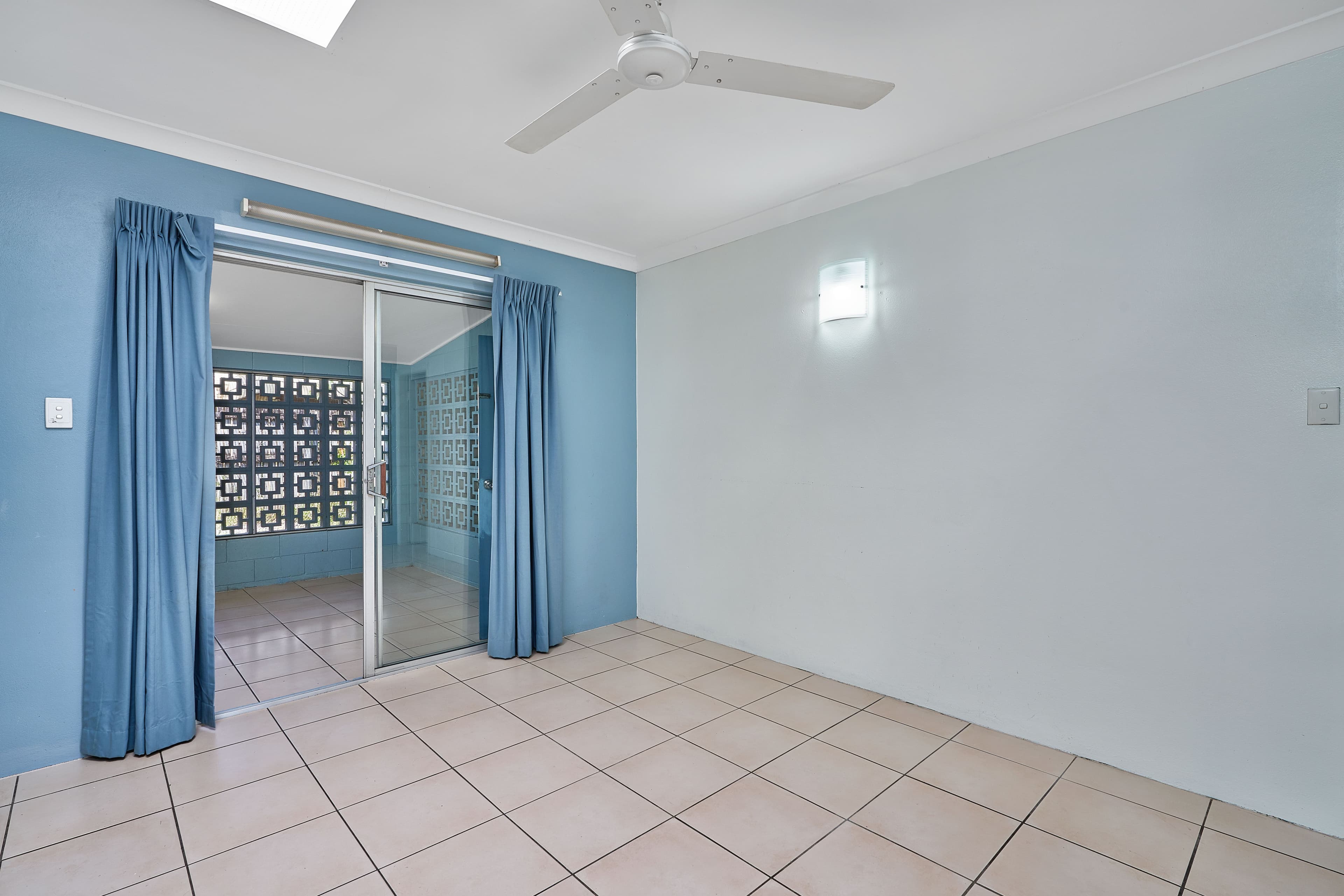15 Wilcox Close, Manoora QLD 4870, Manoora - Thumbnail 5