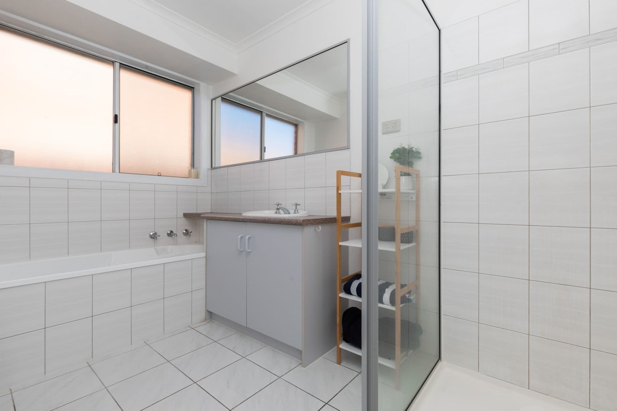 96 Grevillea Crescent, Hoppers Crossing VIC 3029, Hoppers Crossing - Thumbnail 8