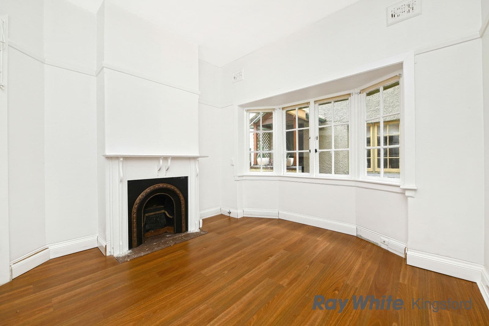21 Banks Avenue, Daceyville NSW 2032, Daceyville - Thumbnail 4