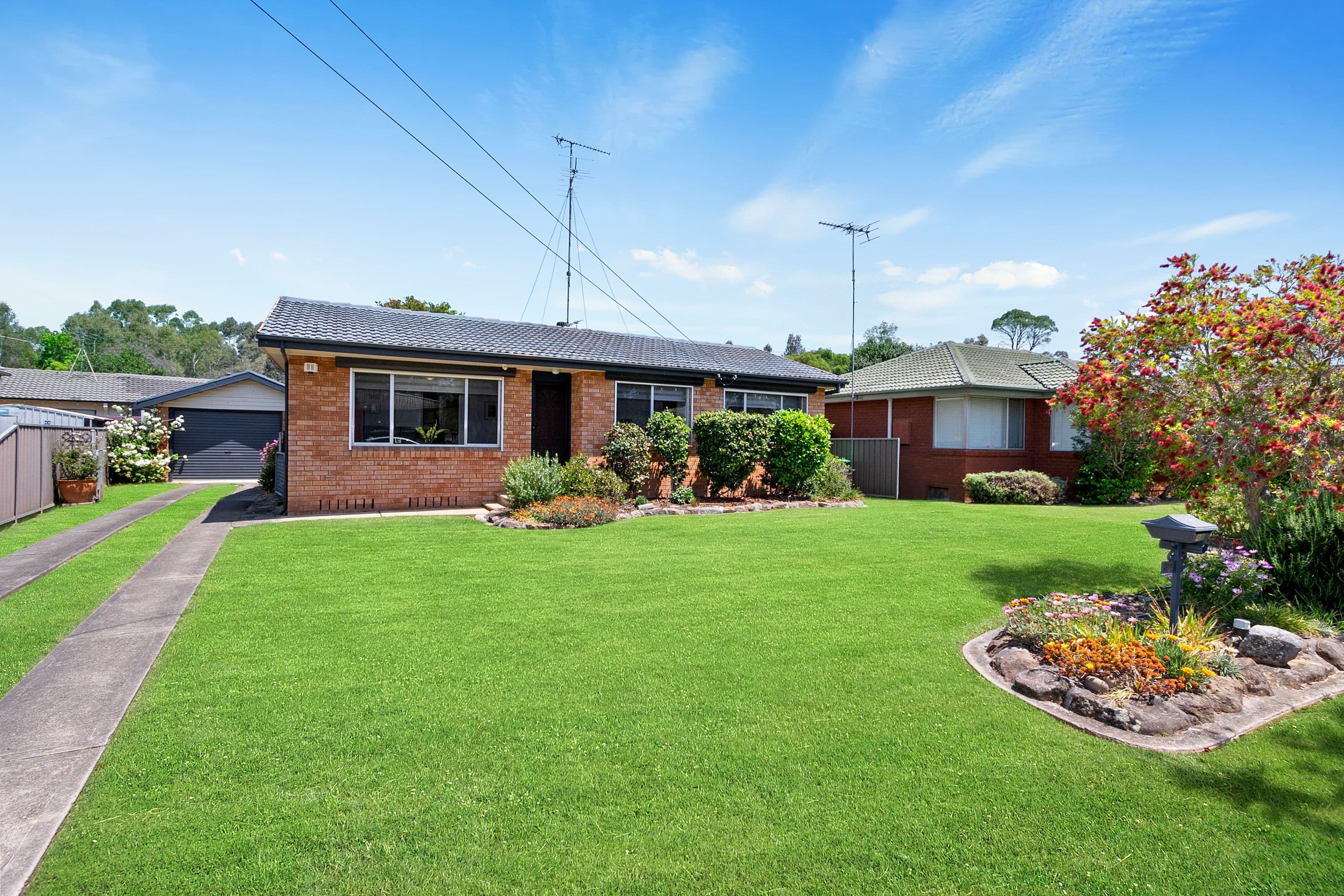 32 Hughes Avenue, Hobartville - Thumbnail 2