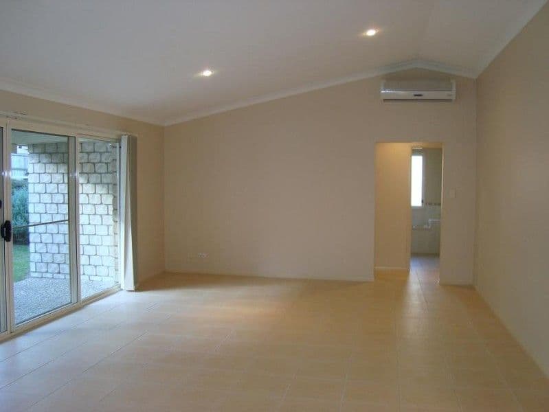 11 Macdonald Avenue, UPPER COOMERA QLD 4209, Upper Coomera - Thumbnail 3