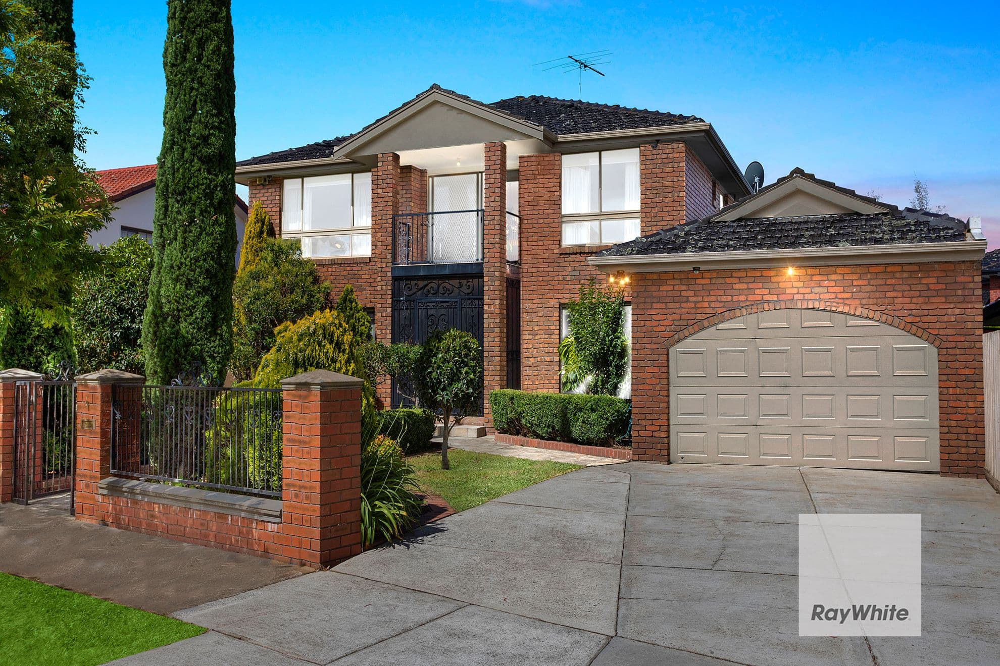 4 Robbins Street, Keilor VIC 3036, Keilor - Thumbnail 2