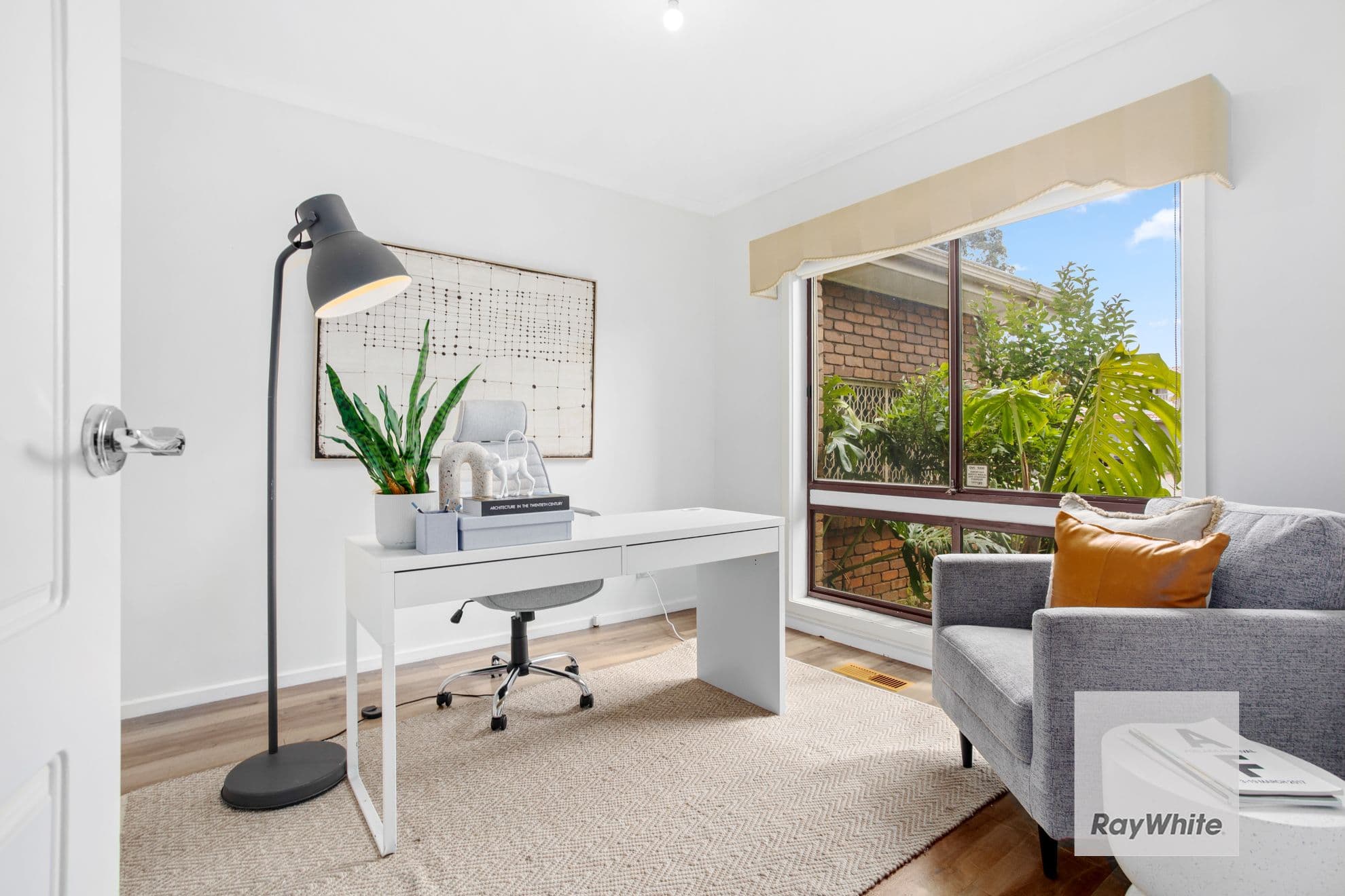 4 Robbins Street, Keilor VIC 3036, Keilor - Thumbnail 3