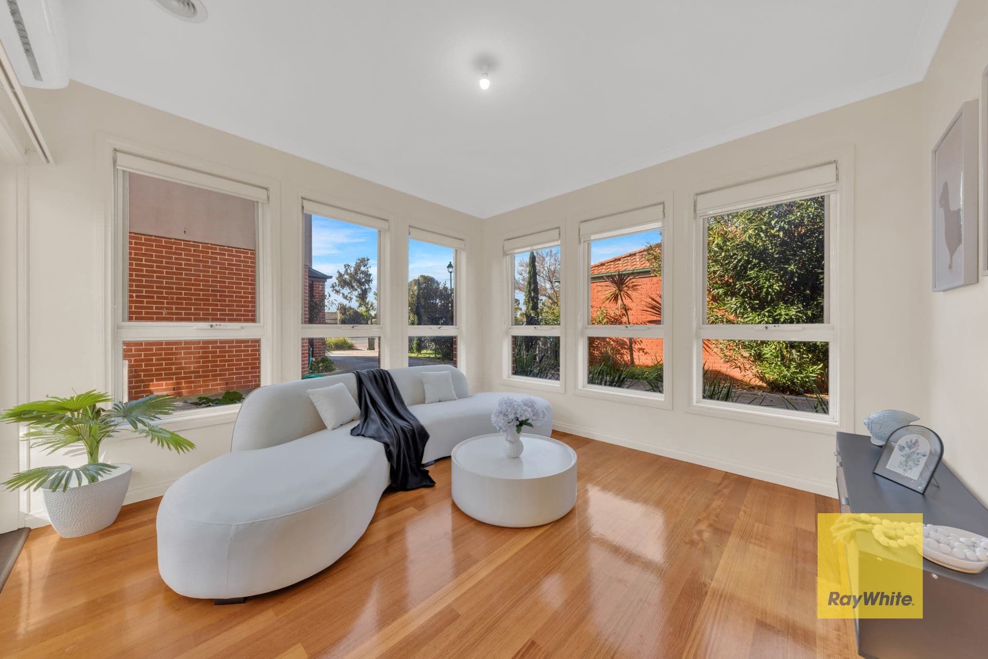 83 Dunnings Road, Point Cook VIC 3030, Point Cook - Thumbnail 2