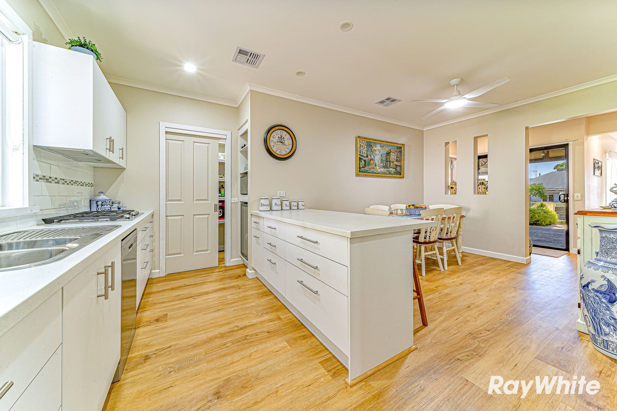 43 Dowding Street, California Gully VIC 3556, California Gully - Thumbnail 2