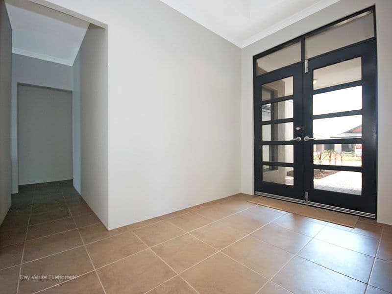 30 Artemis Elbow, AVELEY WA 6069, Aveley - Thumbnail 2