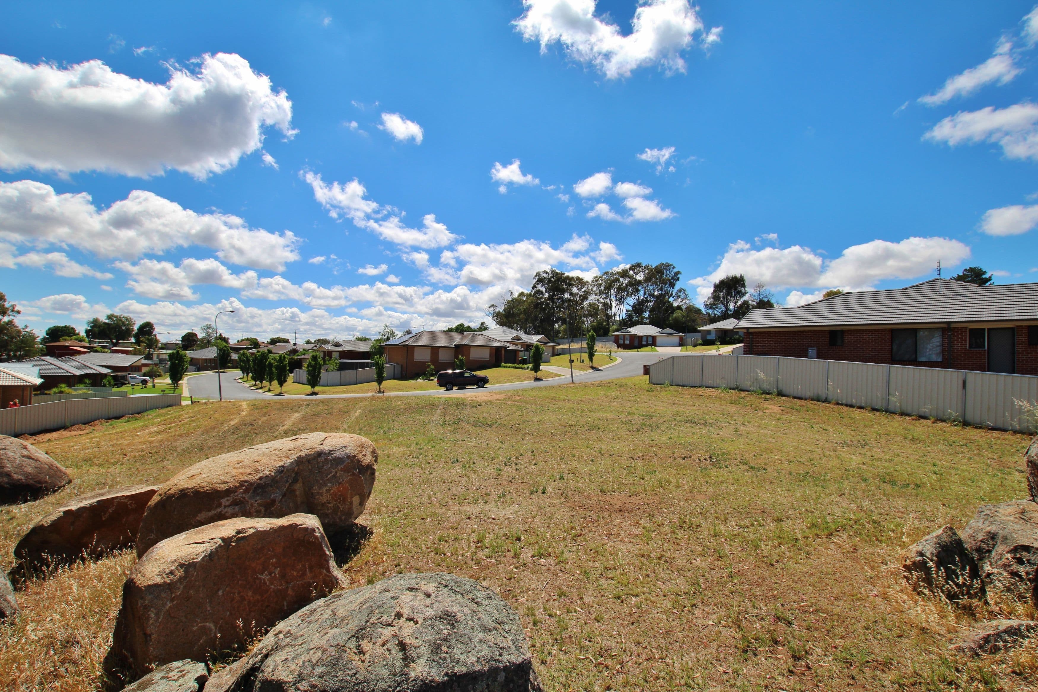 14 Henry Place, Young NSW 2594, Young - Thumbnail 4