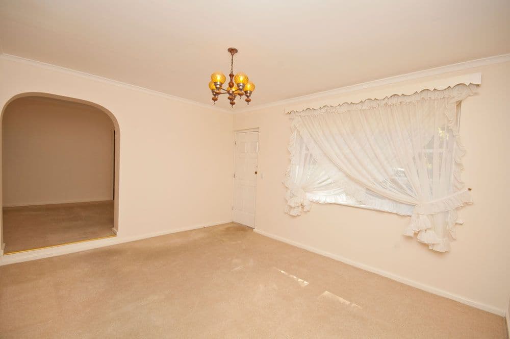 6 Tatiara Drive, BANKSIA PARK SA 5091, Banksia Park - Thumbnail 2