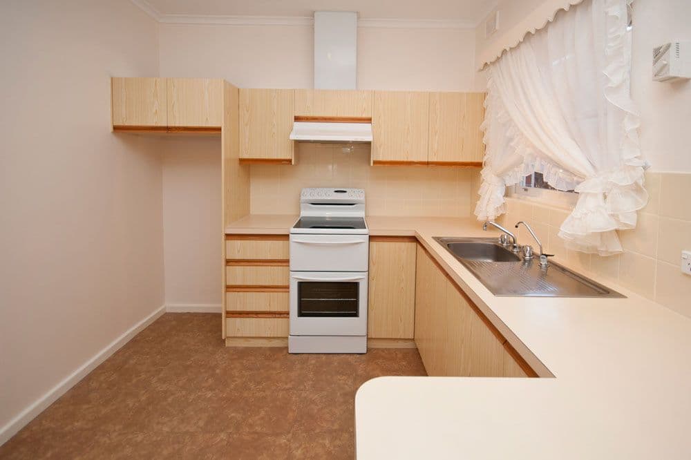 6 Tatiara Drive, BANKSIA PARK SA 5091, Banksia Park - Thumbnail 4