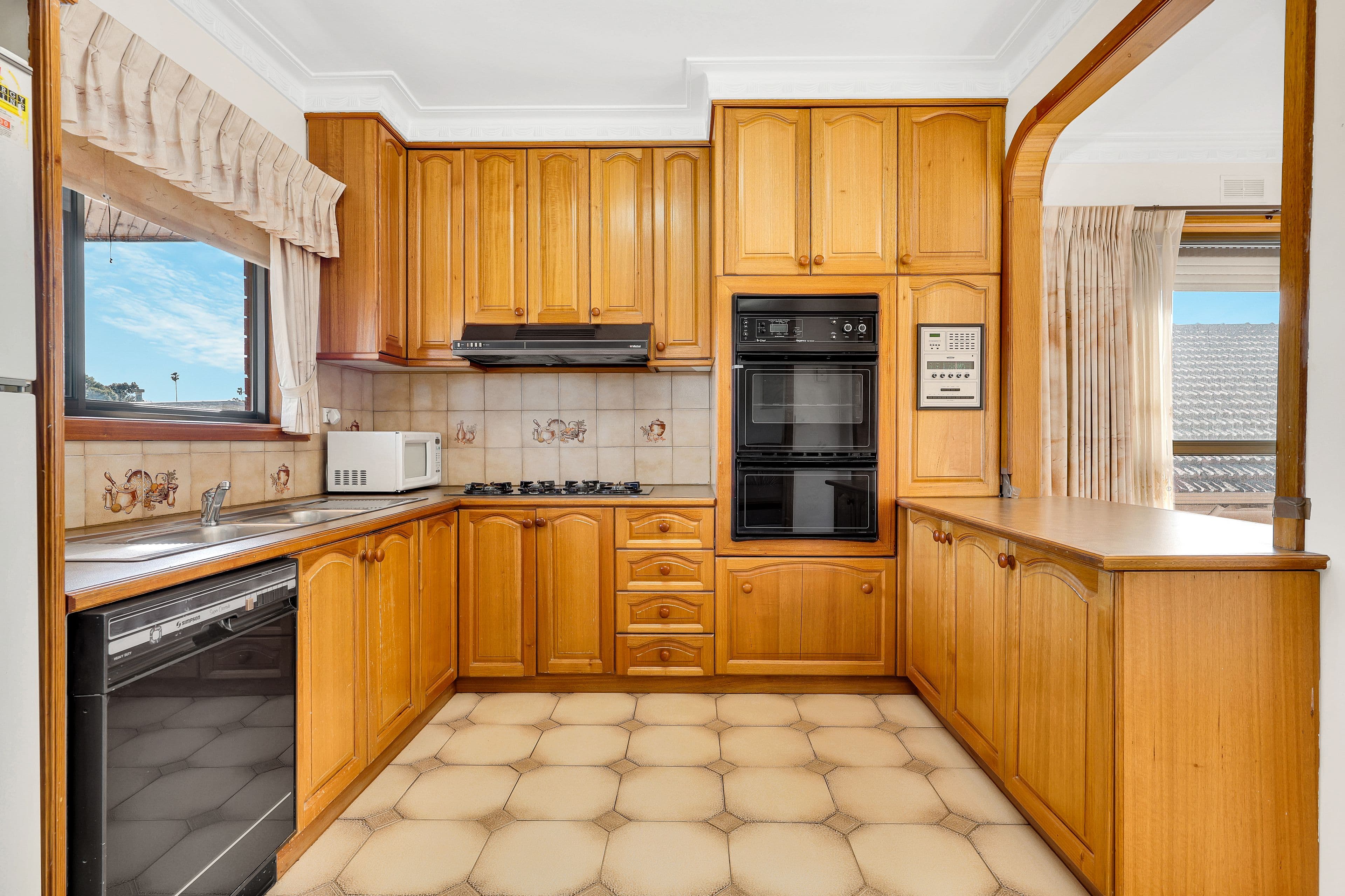 47 Delaware Street, Reservoir VIC 3073, Reservoir - Thumbnail 6