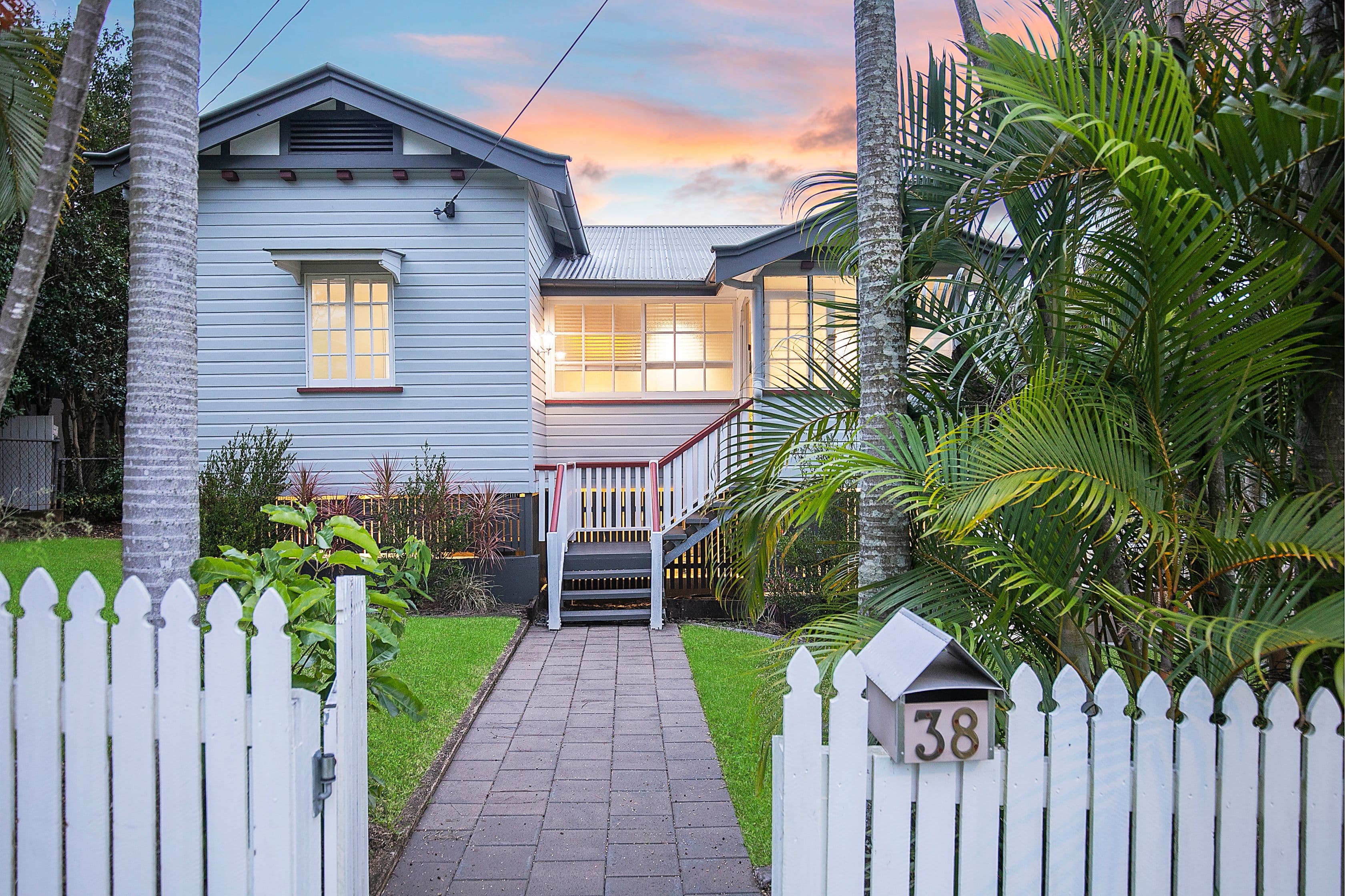 38 Barter Avenue, Holland Park QLD 4121, Holland Park - Image 1