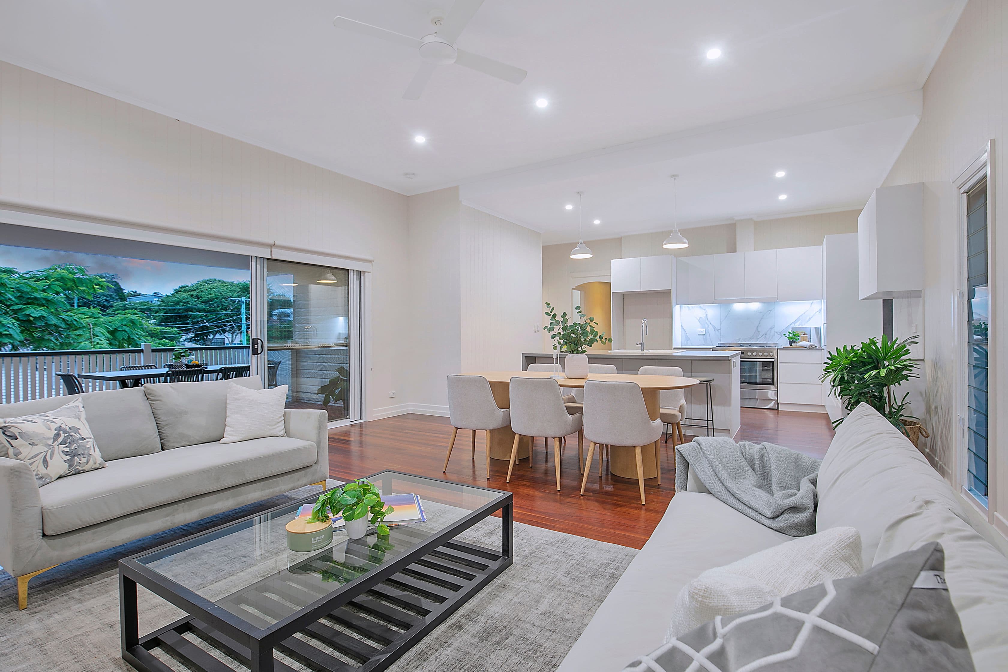 38 Barter Avenue, Holland Park QLD 4121, Holland Park - Thumbnail 2