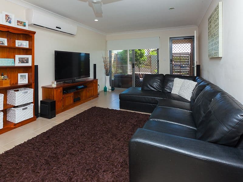 9 Hopman Way, Springfield Lakes QLD 4300, Springfield Lakes - Thumbnail 3