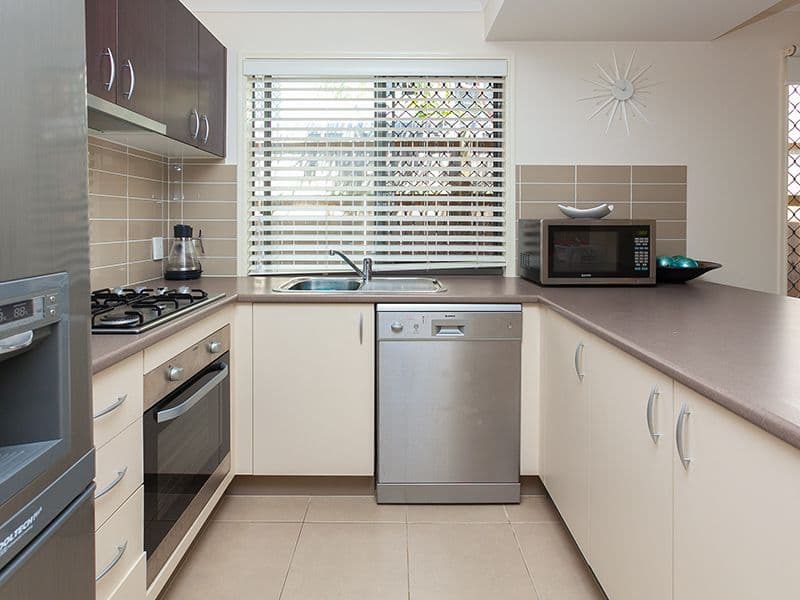 9 Hopman Way, Springfield Lakes QLD 4300, Springfield Lakes - Thumbnail 4