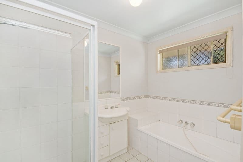 21 Lipscombe Road, Deception Bay QLD 4508, Deception Bay - Thumbnail 4
