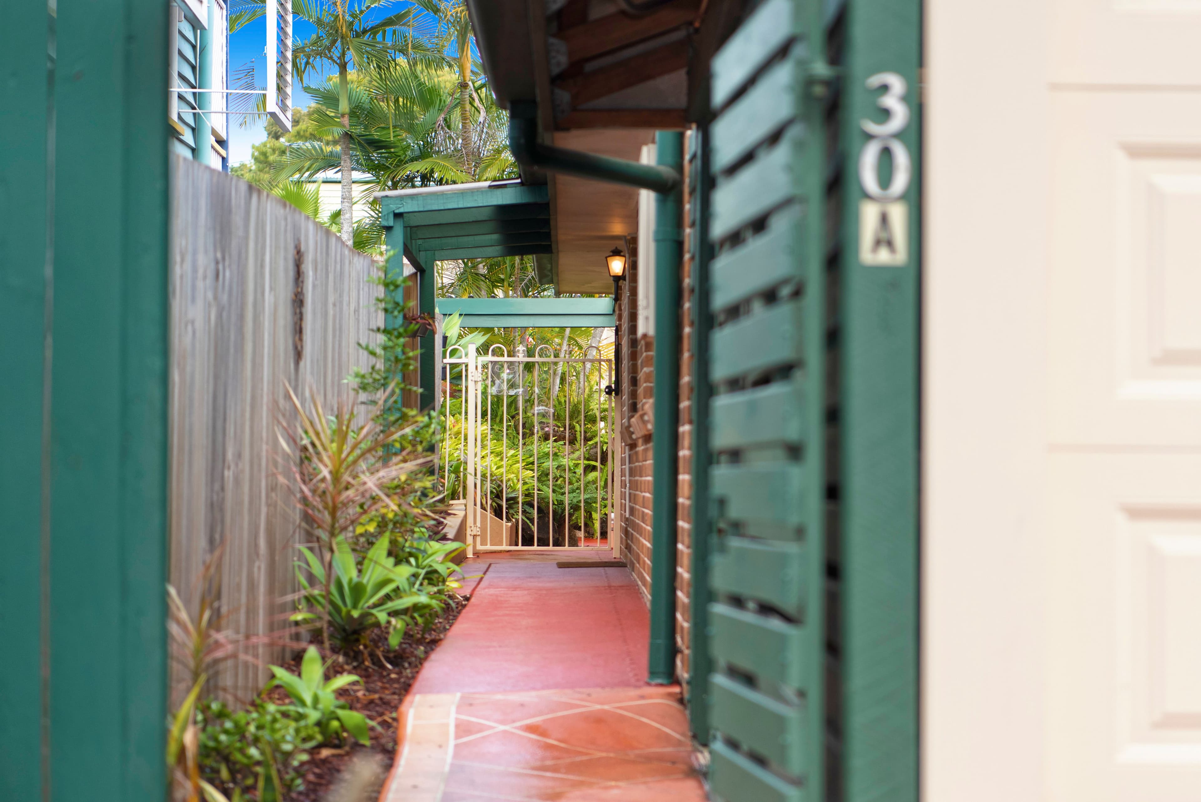 30A Ashby Street, Fairfield QLD 4103, Fairfield - Thumbnail 2
