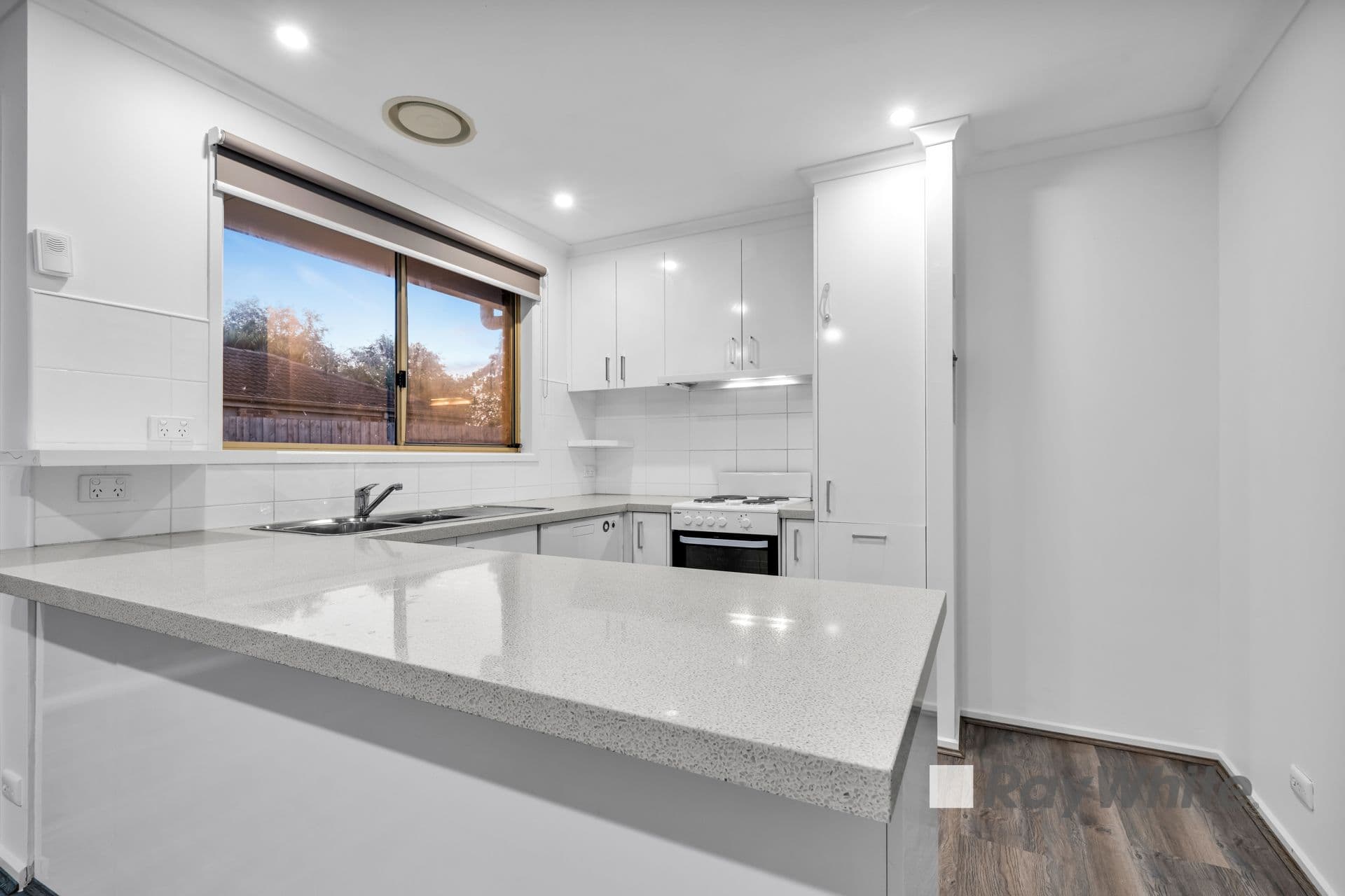 9 Clarendon Drive, Somerville VIC 3912, Somerville - Thumbnail 2