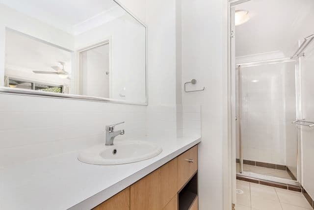 5 Todd Street, TARINGA QLD 4068, Taringa - Thumbnail 8