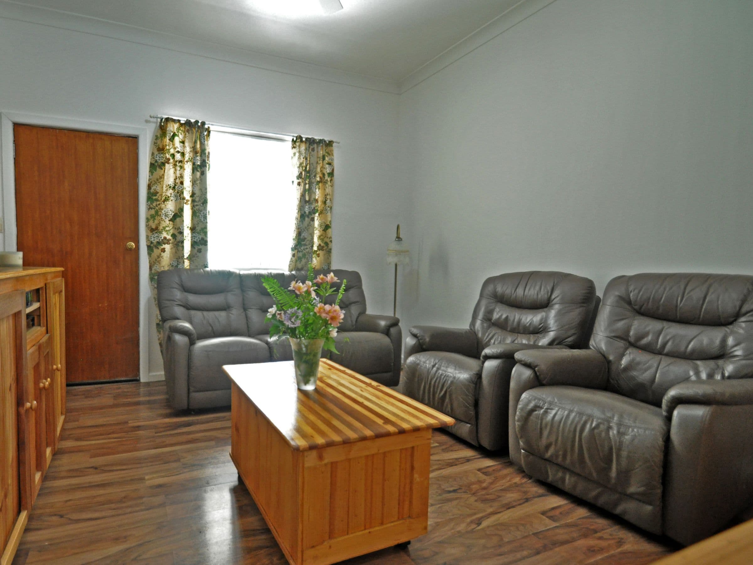 34 Marquis Street, Junee NSW 2663, Junee - Thumbnail 2