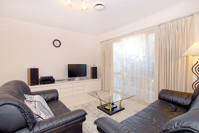 1 Harry Street, DONCASTER EAST VIC 3109, Doncaster East - Thumbnail 2