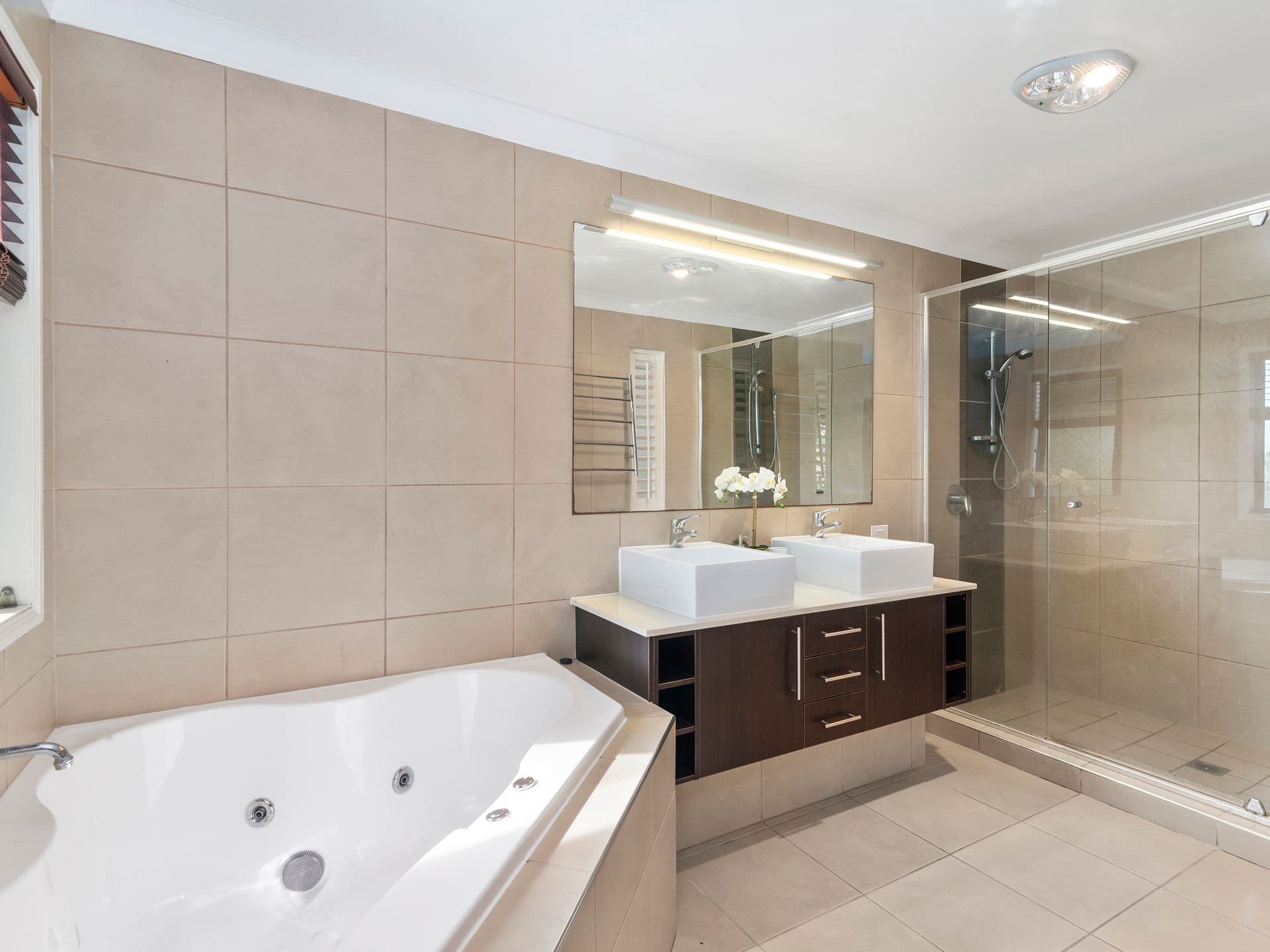38 Sawtell Drive, Currumbin Waters QLD 4223, Currumbin Waters - Thumbnail 8