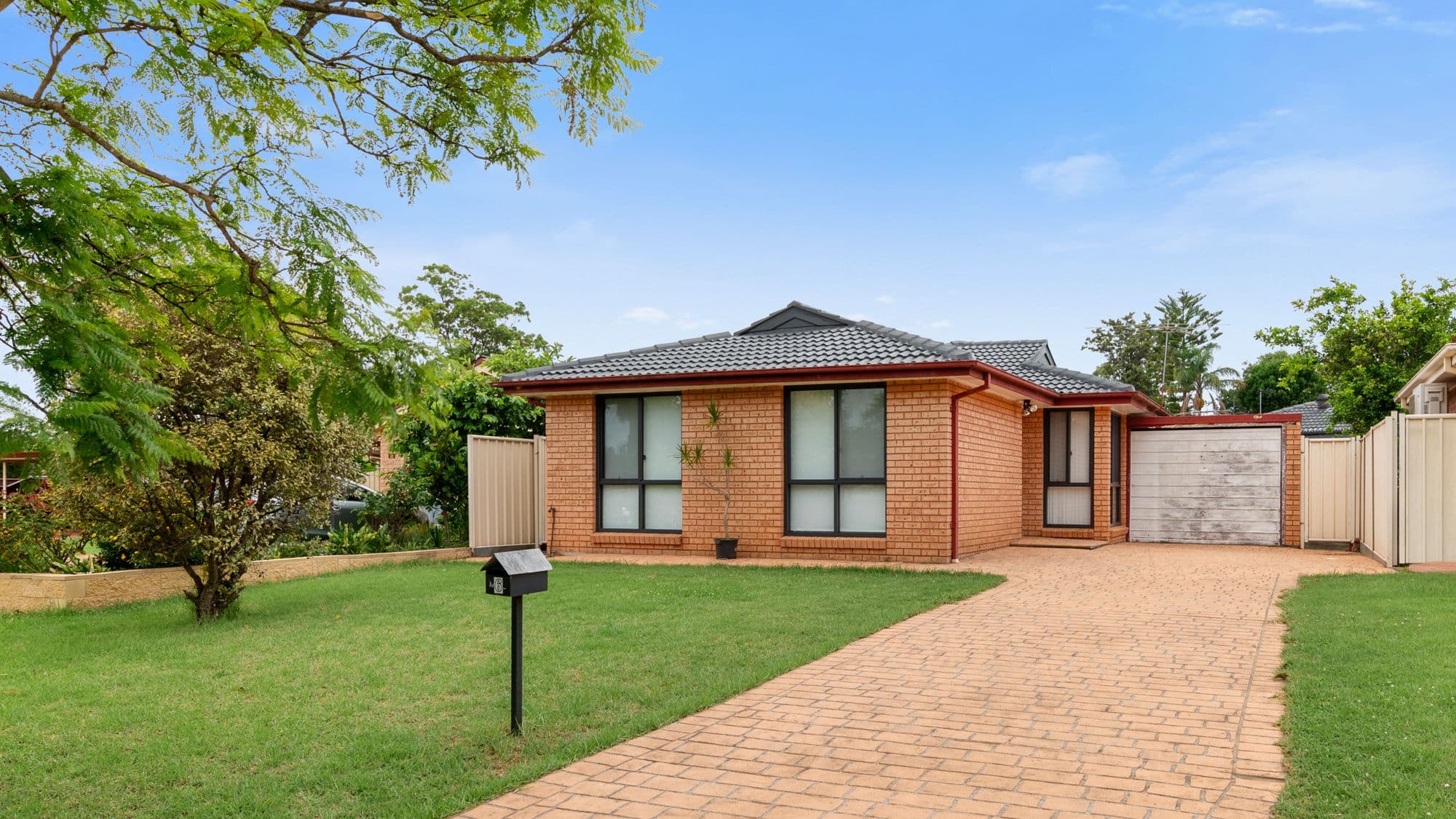 6 Packard Close, Ingleburn NSW 2565, Ingleburn - Image 1