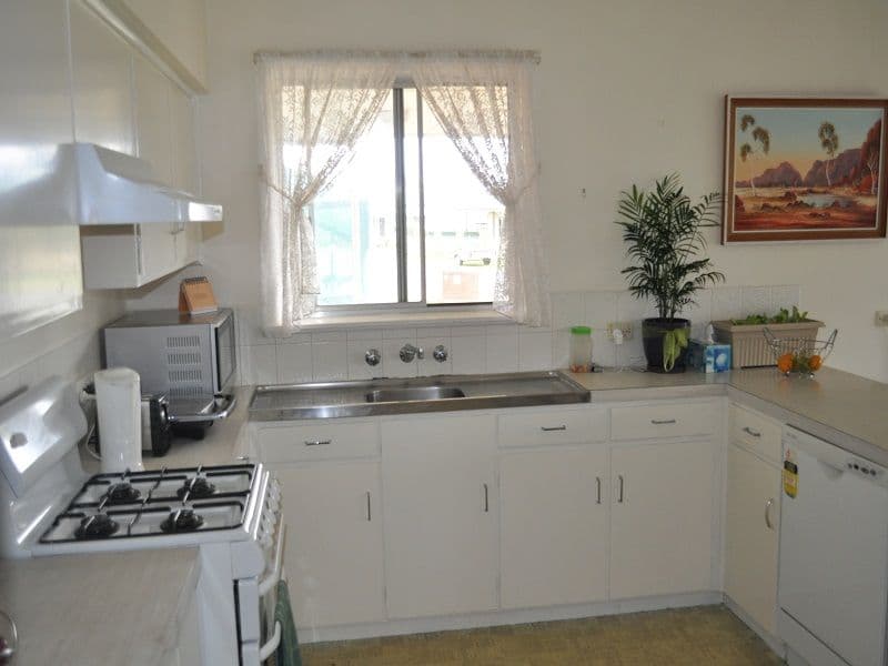 69 Elizabeth Street, WAHGUNYAH VIC 3687, Wahgunyah - Thumbnail 3