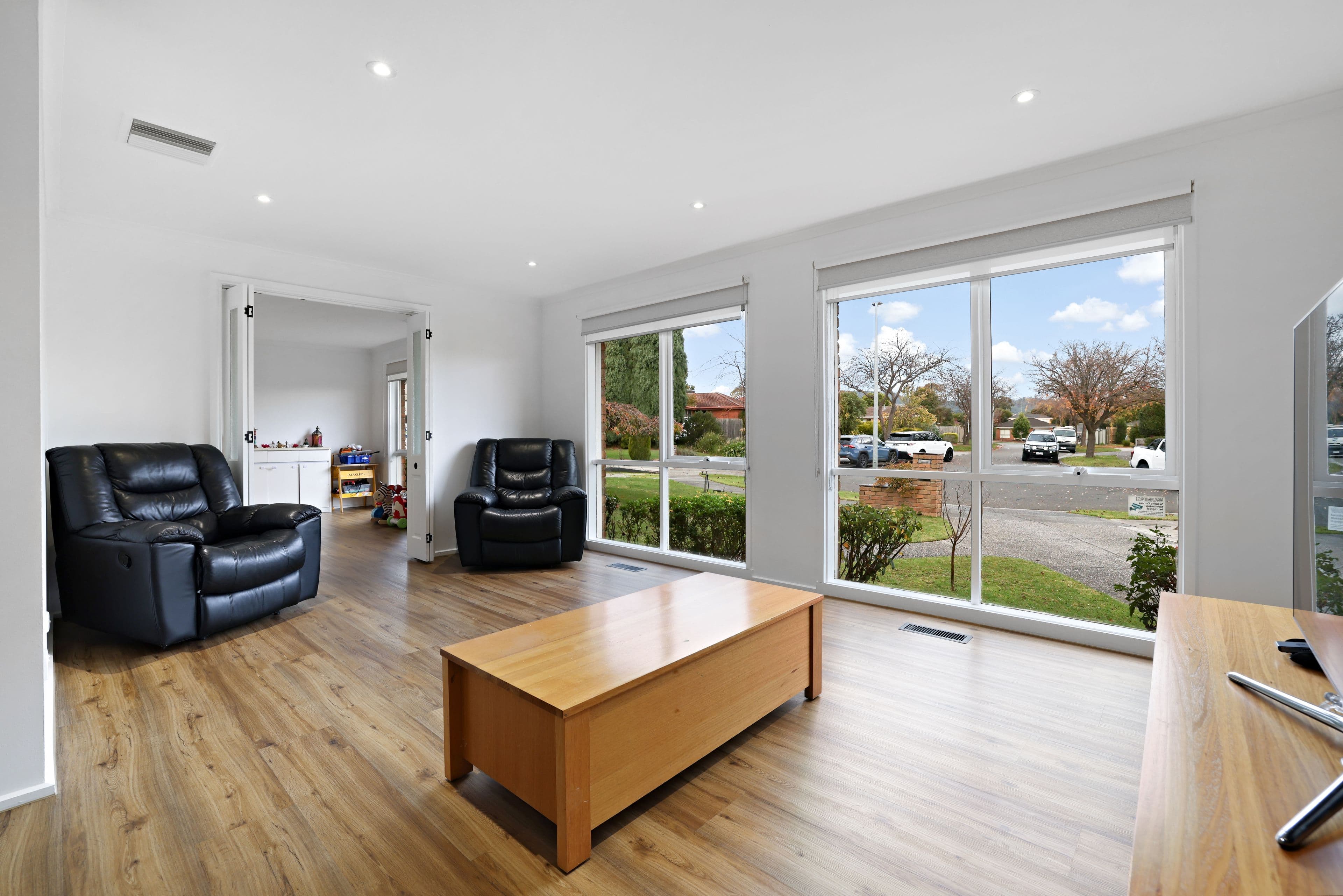 7 Settlers Court, Rowville VIC 3178, Rowville - Thumbnail 4