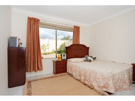 2  McNamara Place, MARANGAROO WA 6064, Marangaroo - Thumbnail 6
