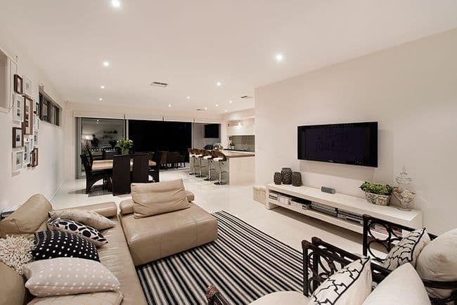 65 Temple Street, COORPAROO QLD 4151, Coorparoo - Thumbnail 2