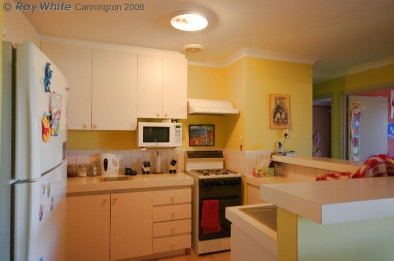 19 Helm Street, MADDINGTON WA 6109, Maddington - Thumbnail 2