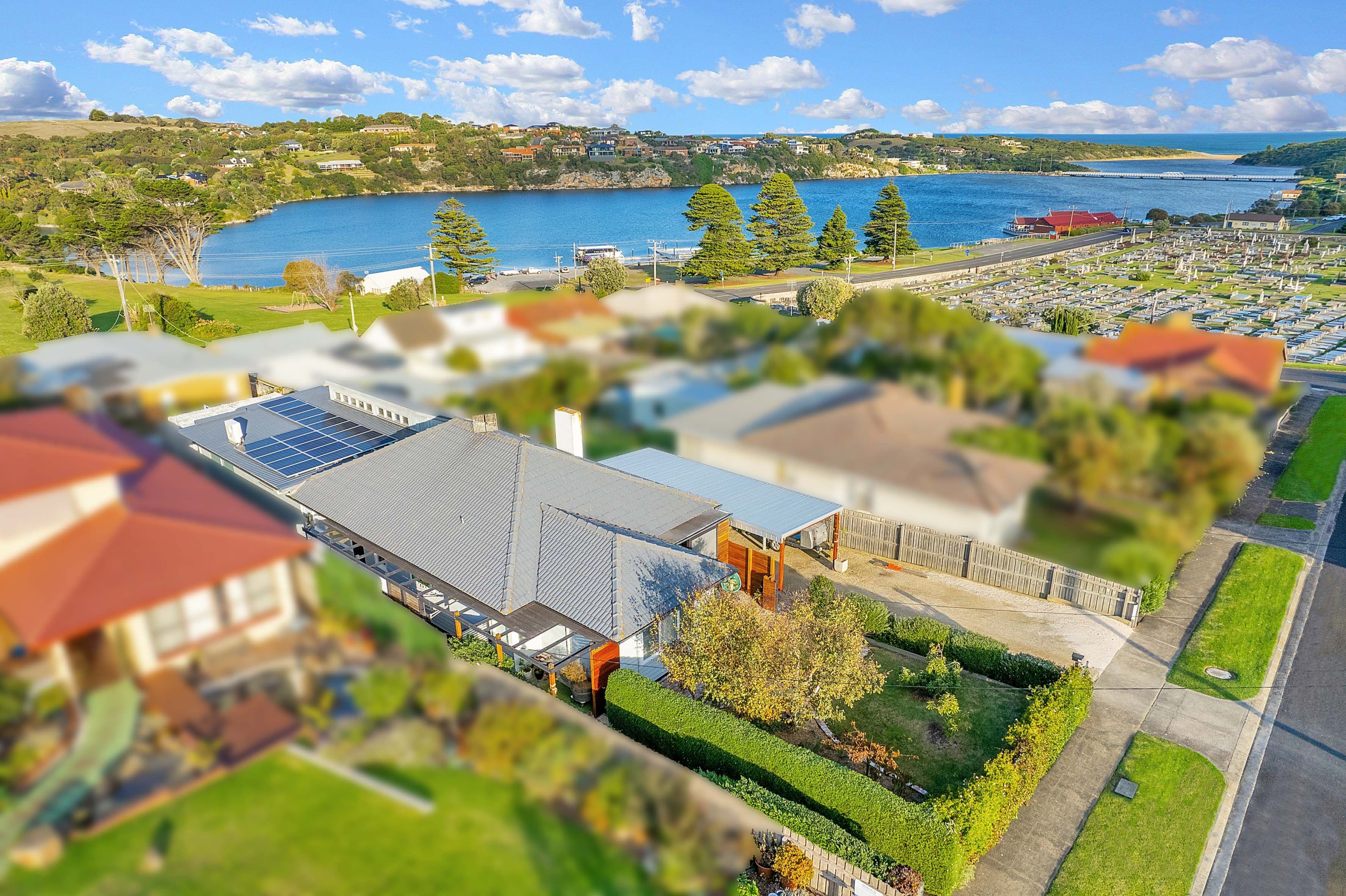 8 Lynden Grove, Warrnambool VIC 3280, Warrnambool - Thumbnail 2