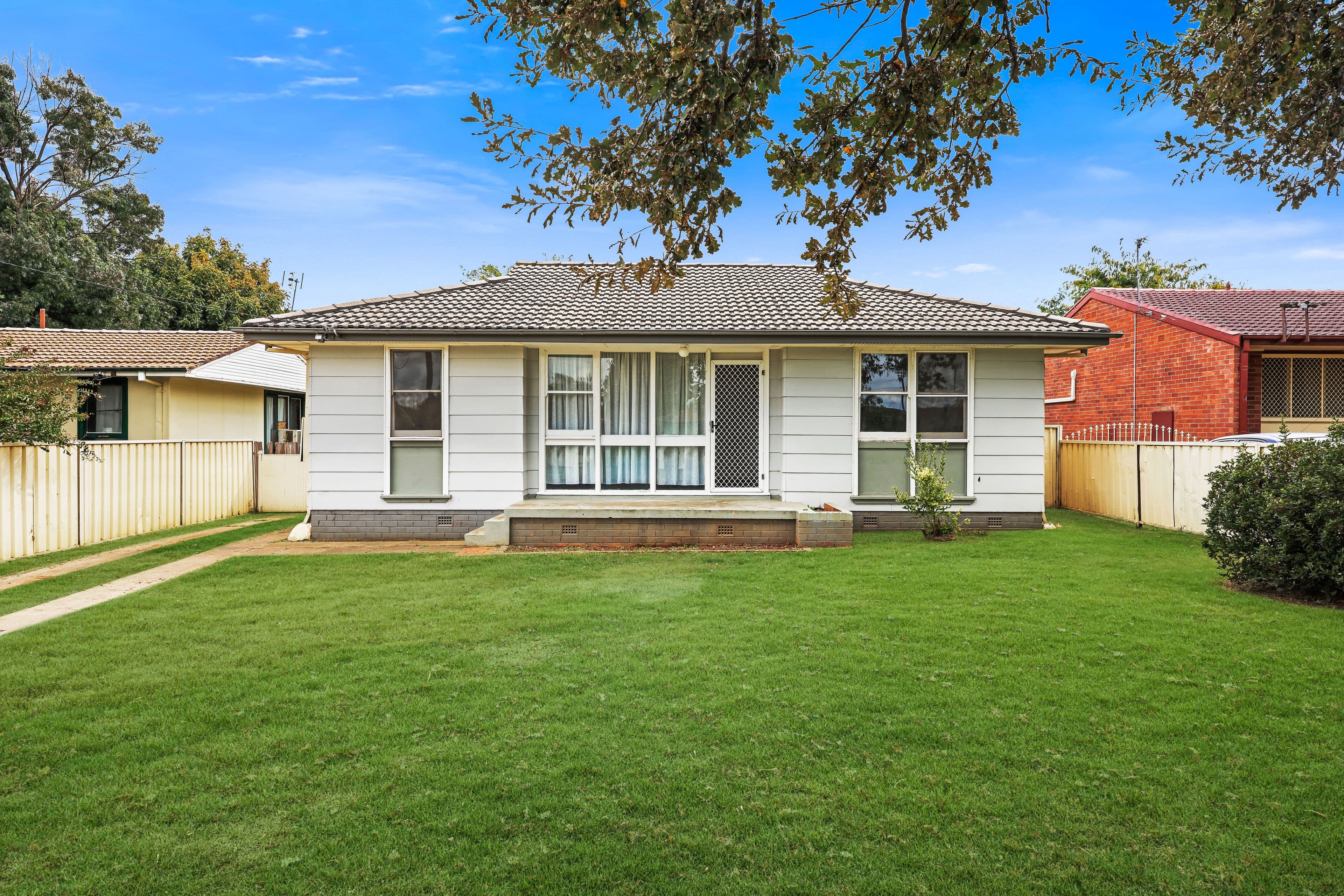 25 Cossa Street, Tamworth NSW 2340, West Tamworth - Image 1