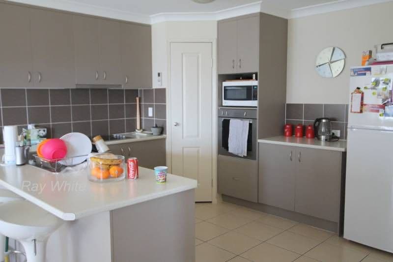 2 Banfield Court, DECEPTION BAY QLD 4508, Deception Bay - Thumbnail 2