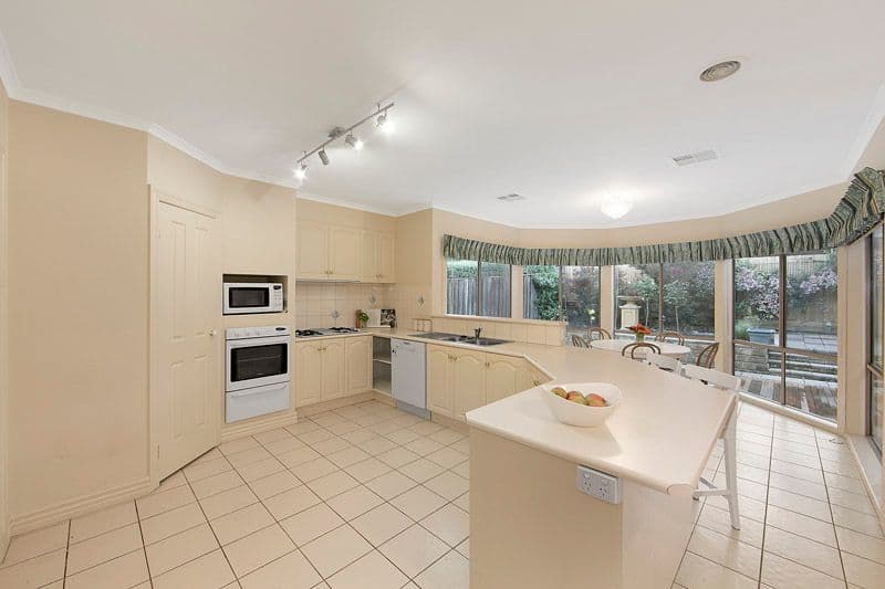 15 Reserve Avenue, Carnegie VIC 3163, Carnegie - Thumbnail 5