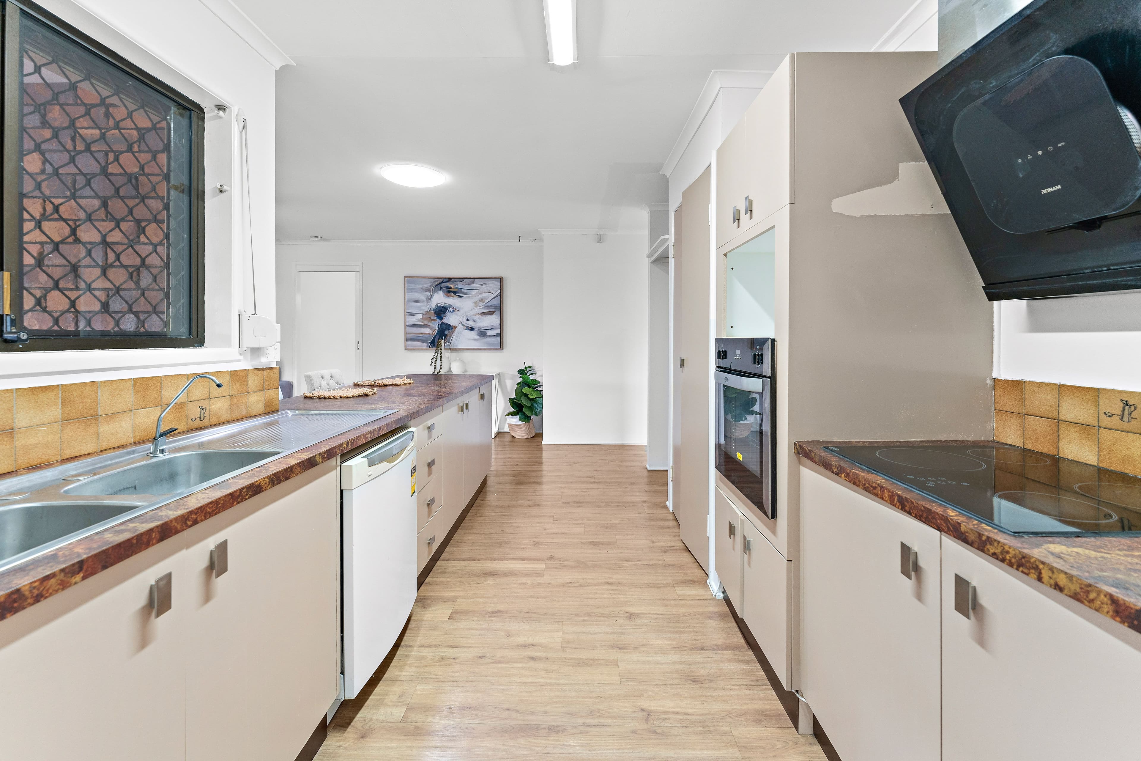 10 Ferntree Court, Runcorn QLD 4113, Runcorn - Thumbnail 7