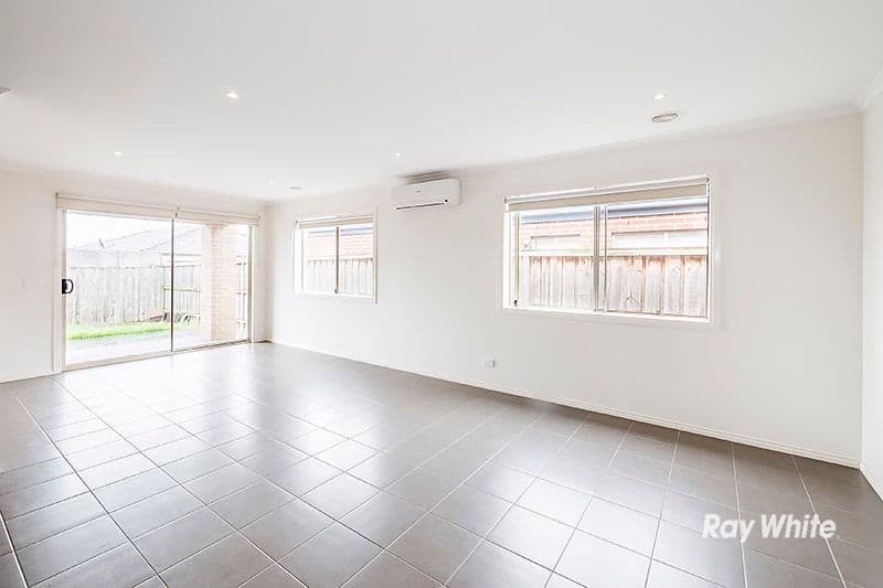 17 Stocks Drive, Cranbourne West VIC 3977, Cranbourne West - Thumbnail 5