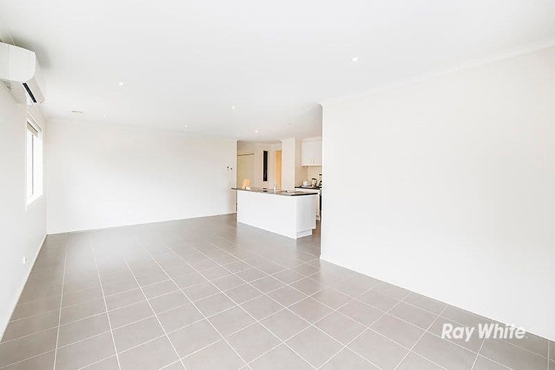 17 Stocks Drive, Cranbourne West VIC 3977, Cranbourne West - Thumbnail 7