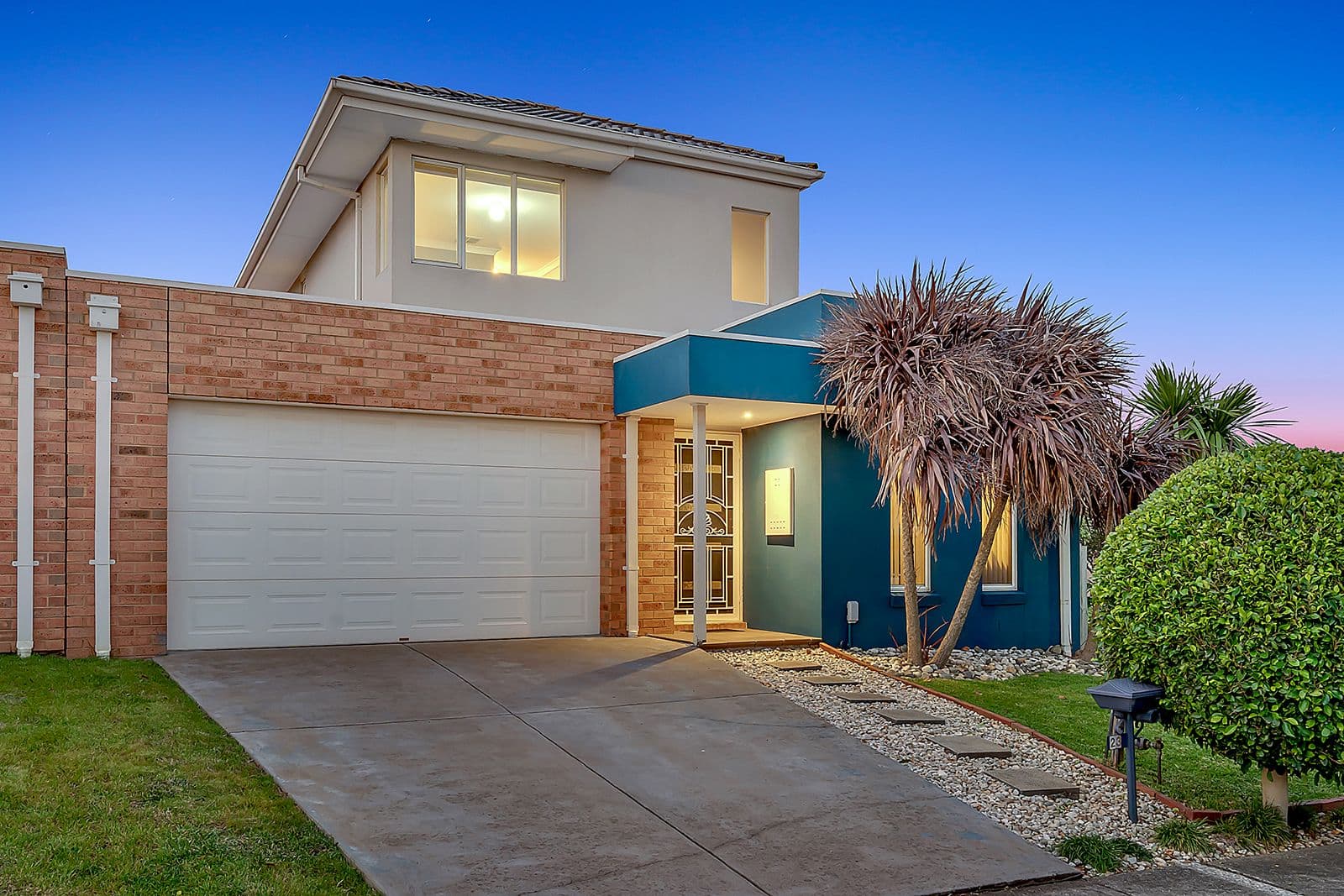 23 Donvale Avenue, Roxburgh Park VIC 3064, Roxburgh Park - Image 1