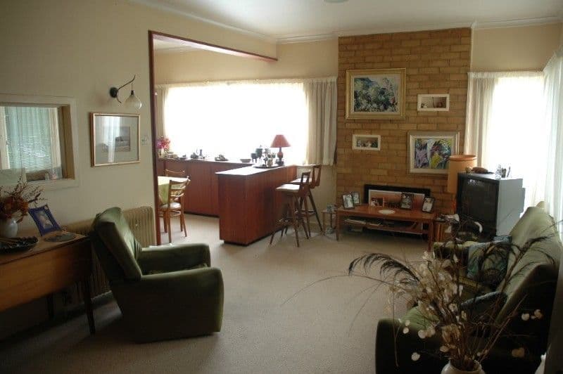 42 Albert Street, MOUNT WAVERLEY VIC 3149, Mount Waverley - Thumbnail 3