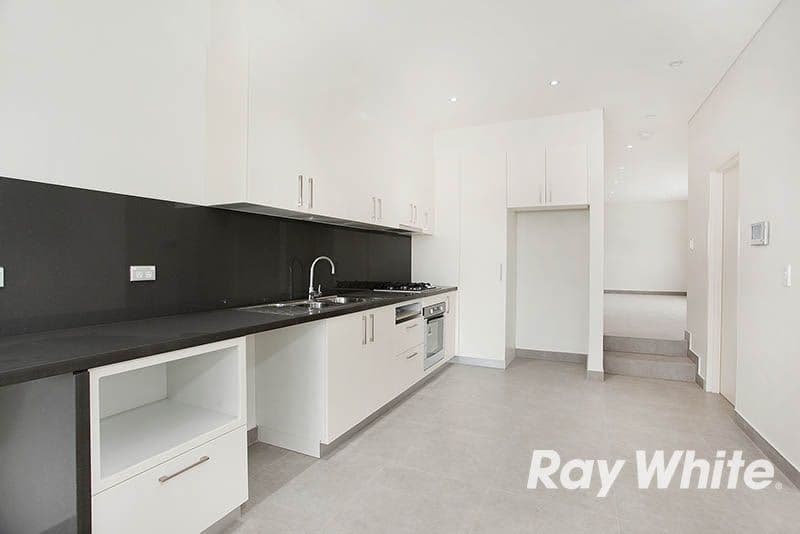 33 Kemp Street, MORTDALE NSW 2223, Mortdale - Thumbnail 2