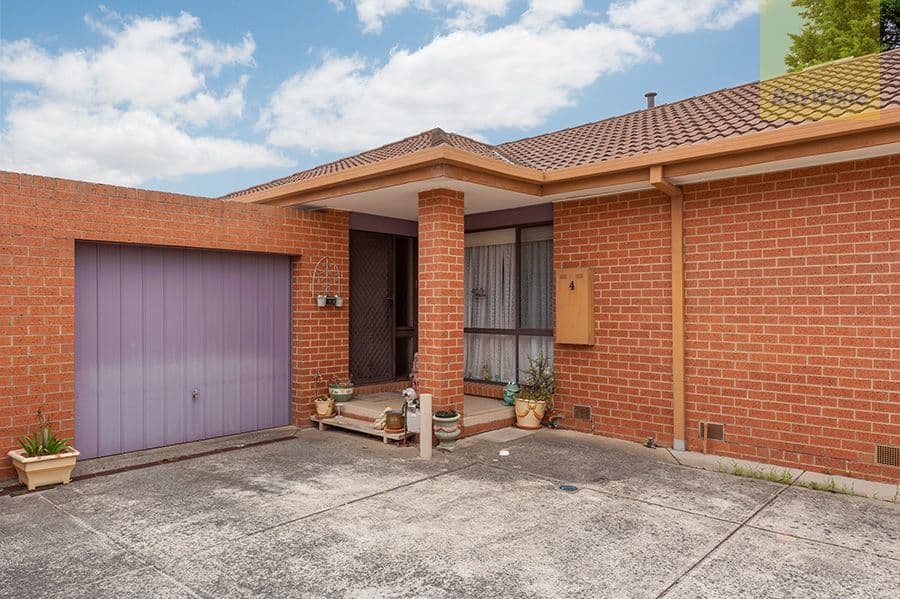 35 Carlisle Street, Craigieburn VIC 3064, Craigieburn - Image 1