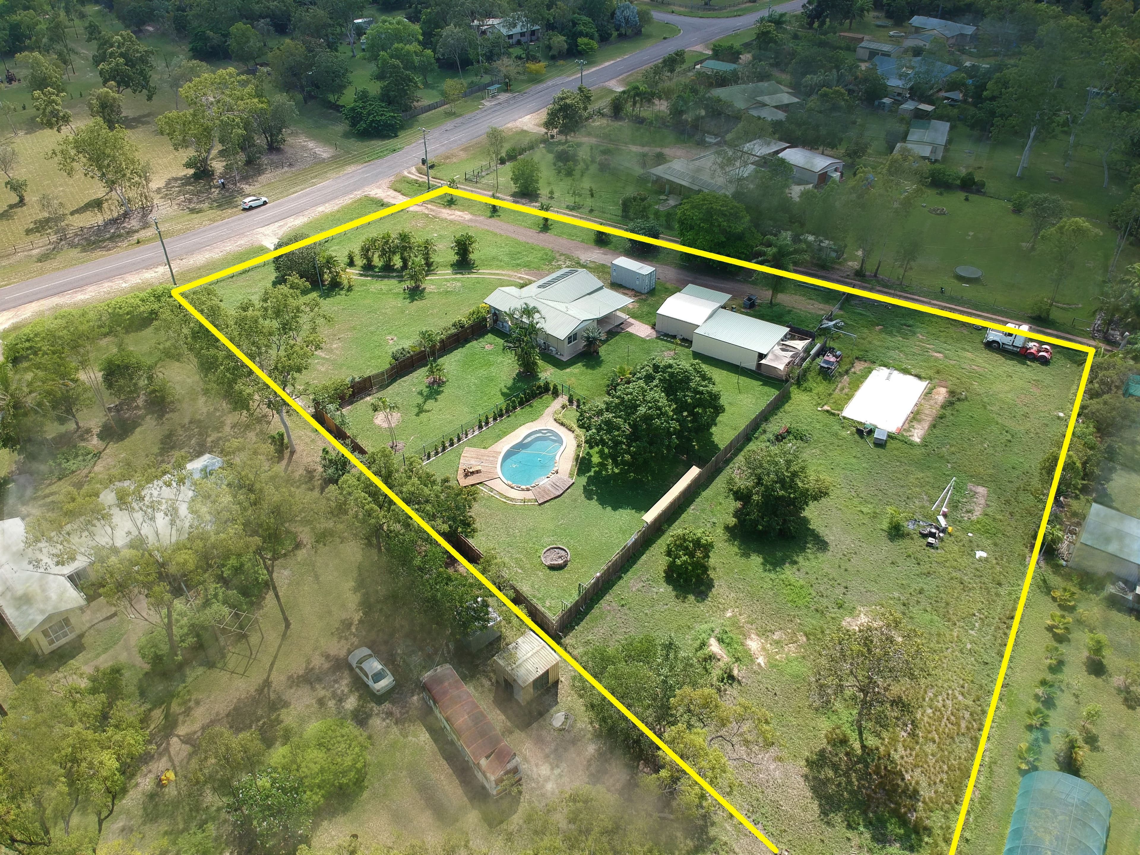 21 Endeavour Road, Bluewater QLD 4818, Bluewater Park - Thumbnail 2
